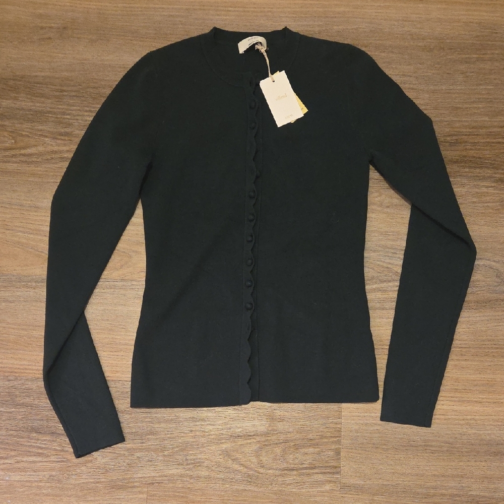 Wilfred Dark Green Scallop-Trim Button-Up Women's Cardigan